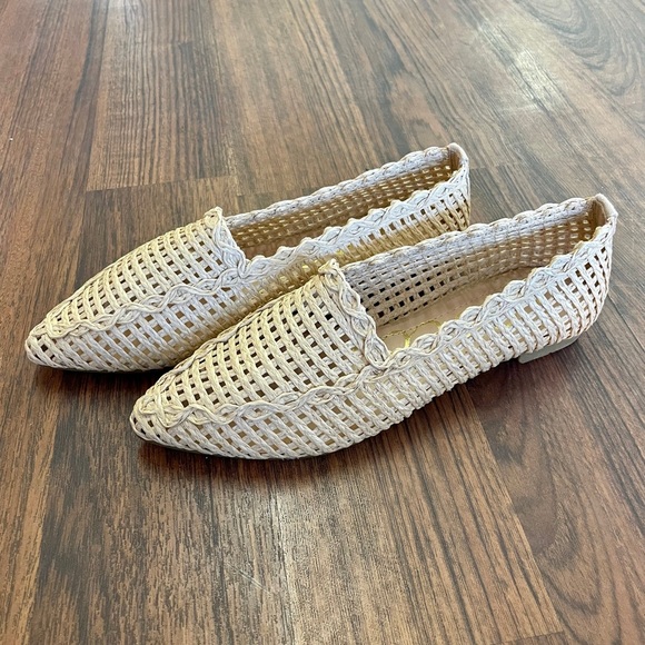 Raffia Woven Pointed-Toe Flats - Picture 3 of 4